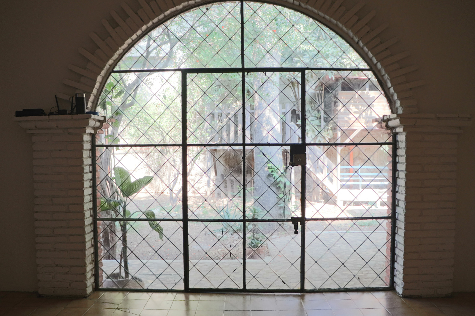 COMMERCIAL HOUSE FOR RENT IN BRENAMIEL OAXACA